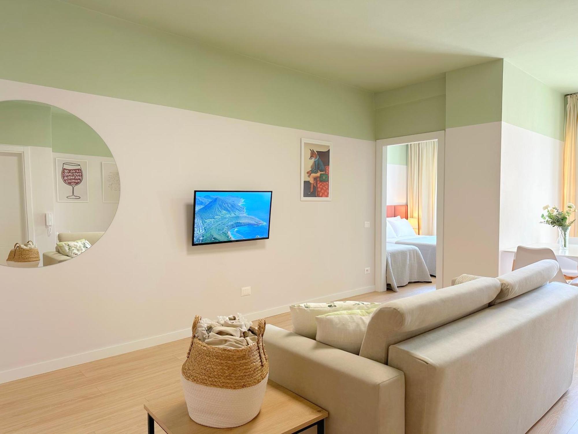 Apartament Cozy - By The Sea Golem (Tirana)
